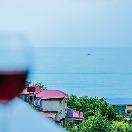 Grand Hotel Gagra Luaran gambar