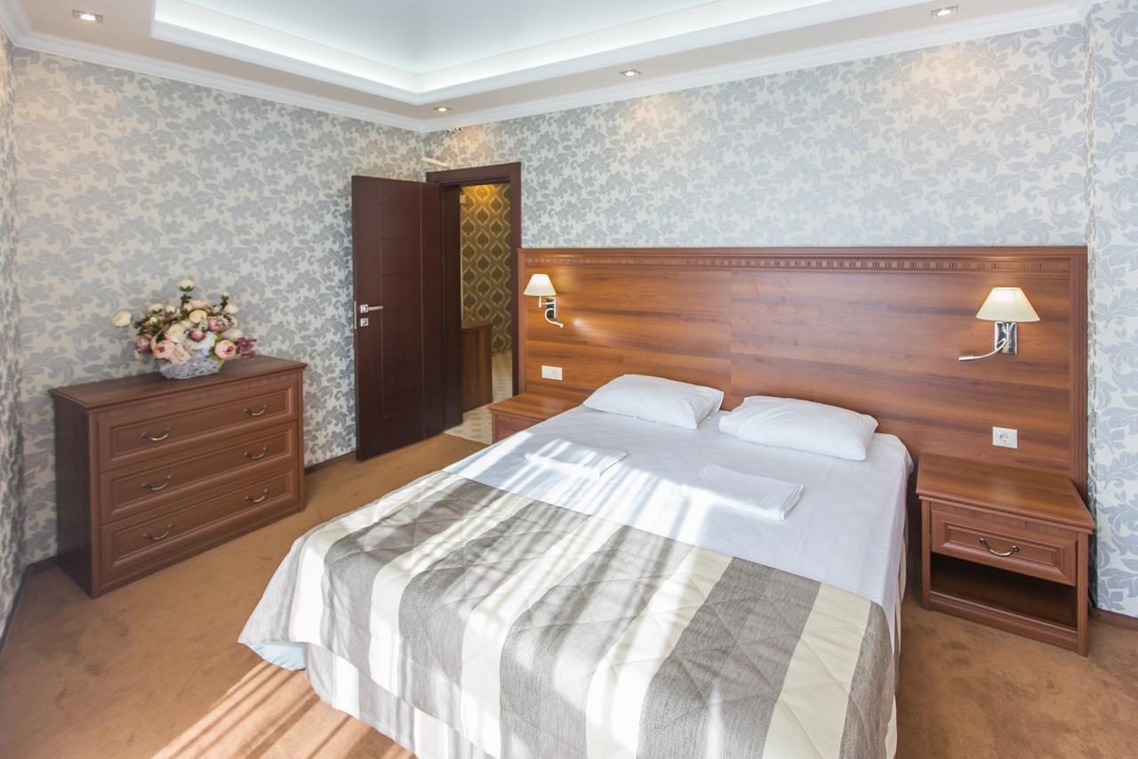 Grand Hotel Gagra Luaran gambar
