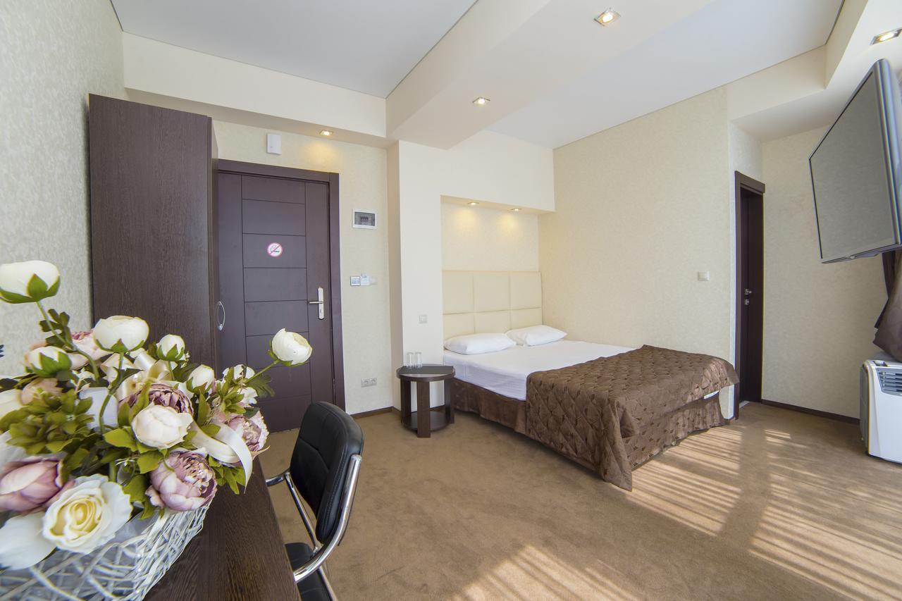 Grand Hotel Gagra Luaran gambar