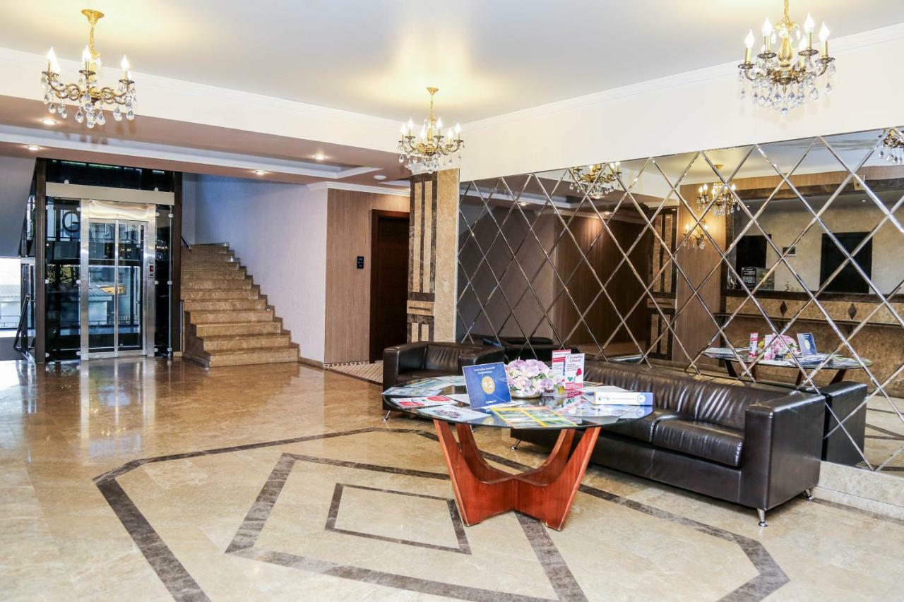 Grand Hotel Gagra Luaran gambar