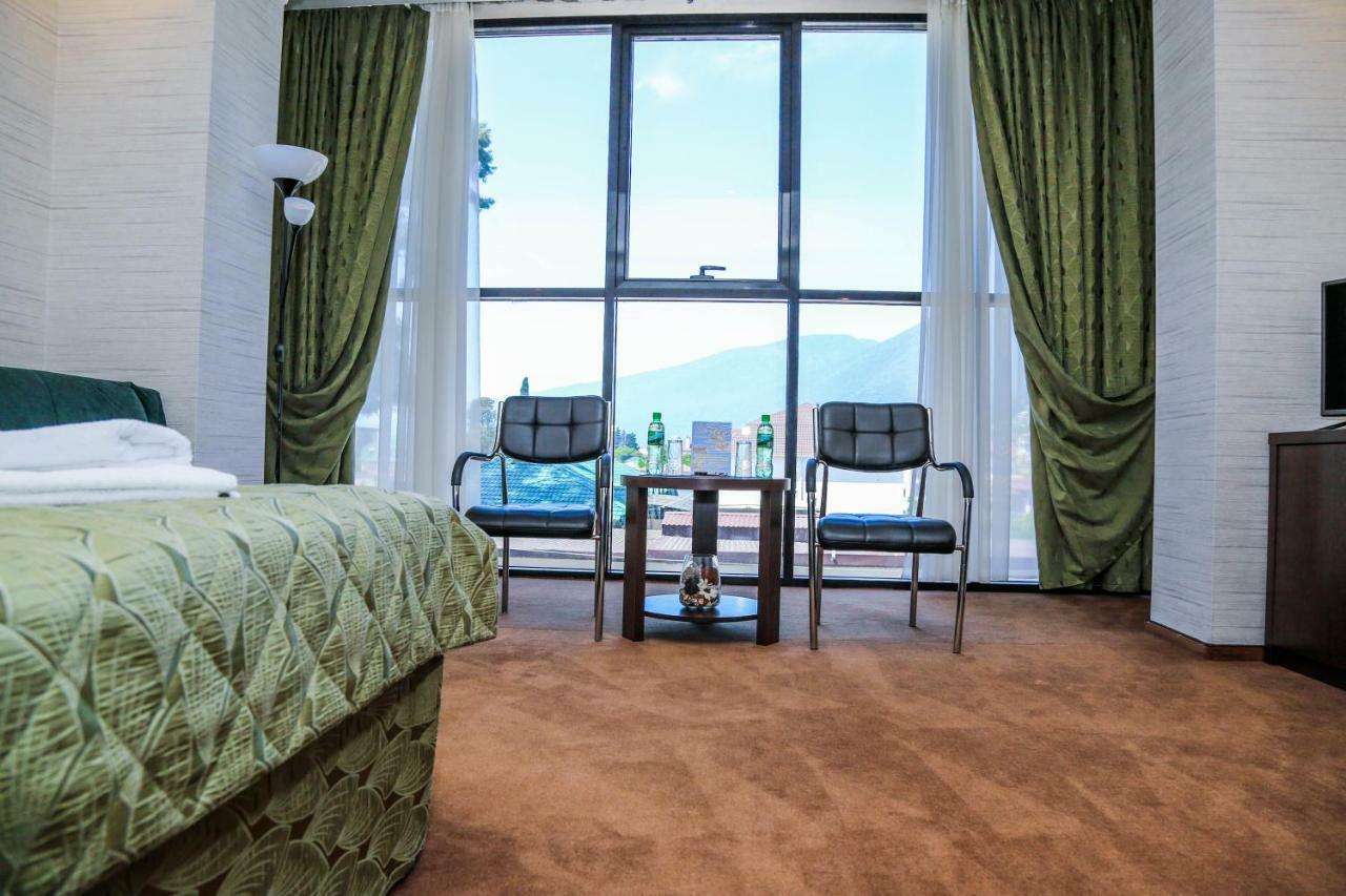 Grand Hotel Gagra Luaran gambar
