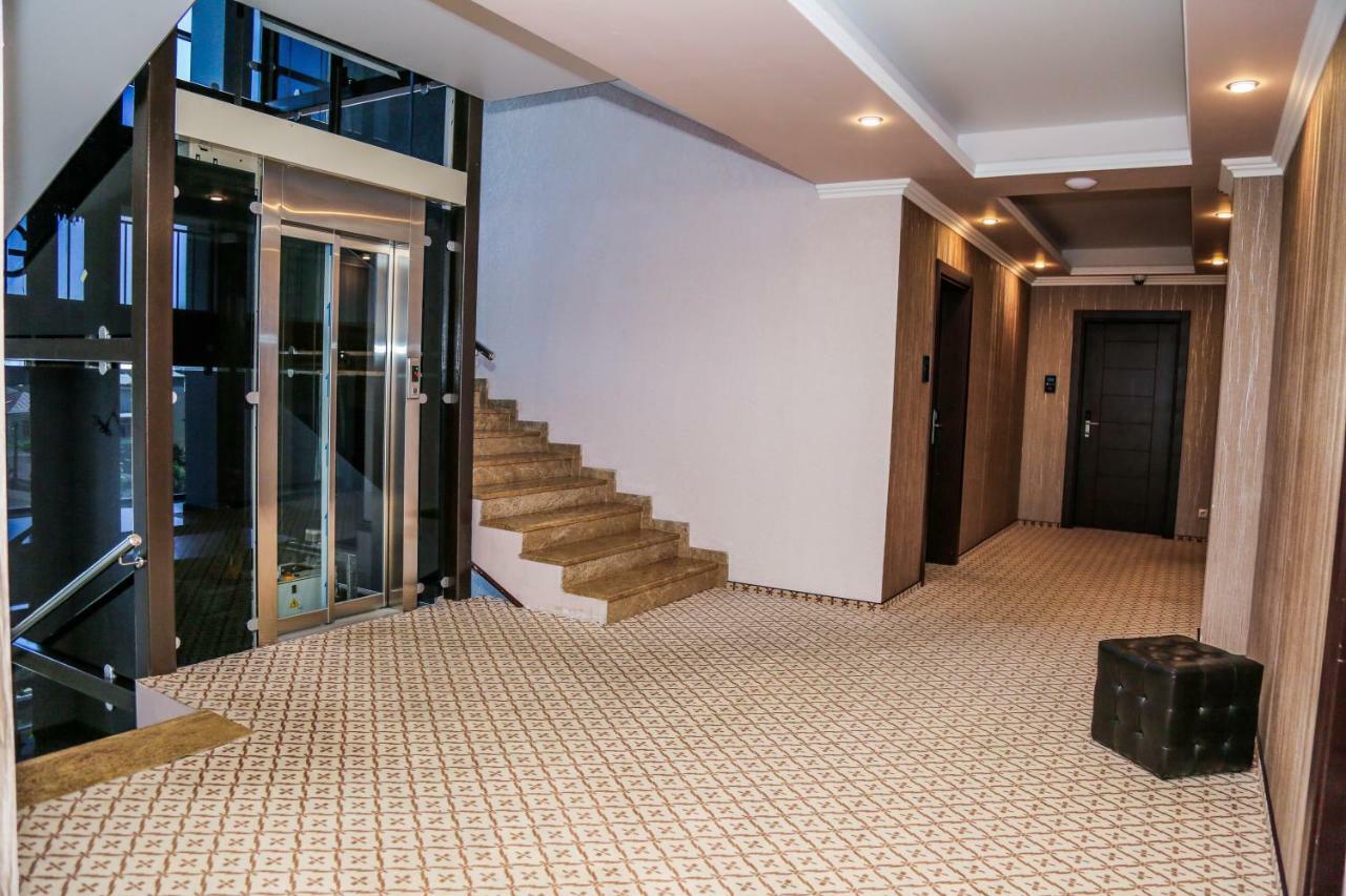 Grand Hotel Gagra Luaran gambar