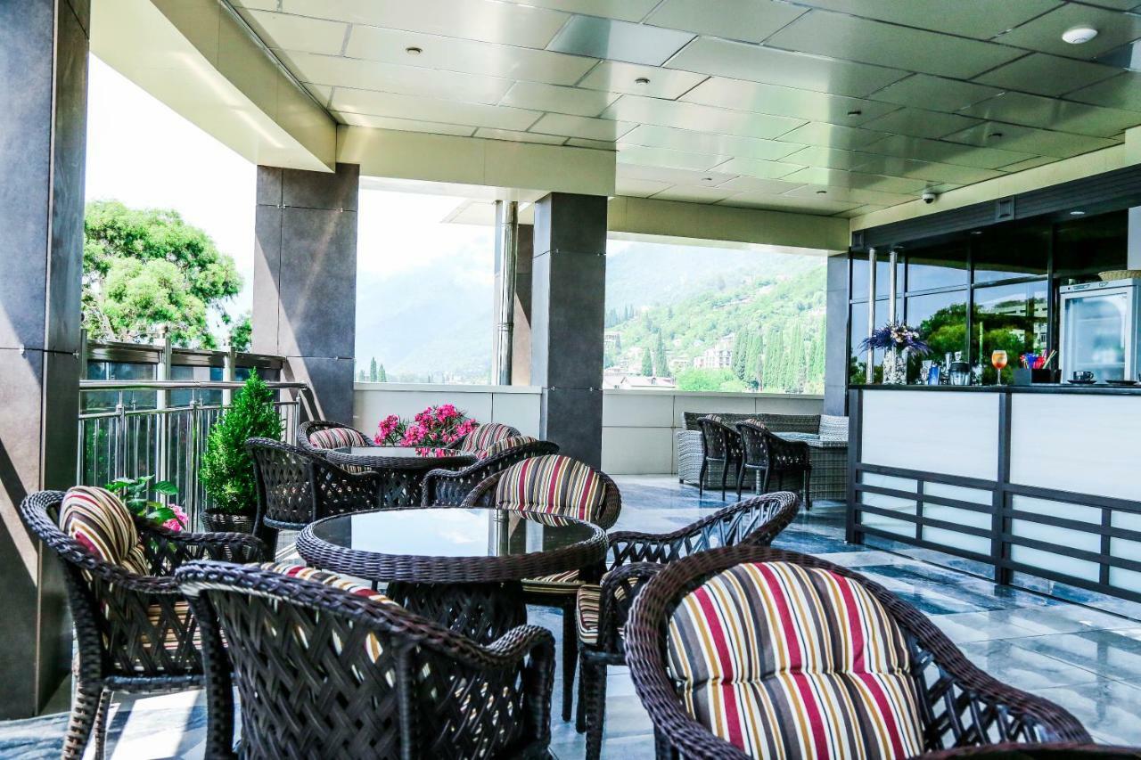 Grand Hotel Gagra Luaran gambar