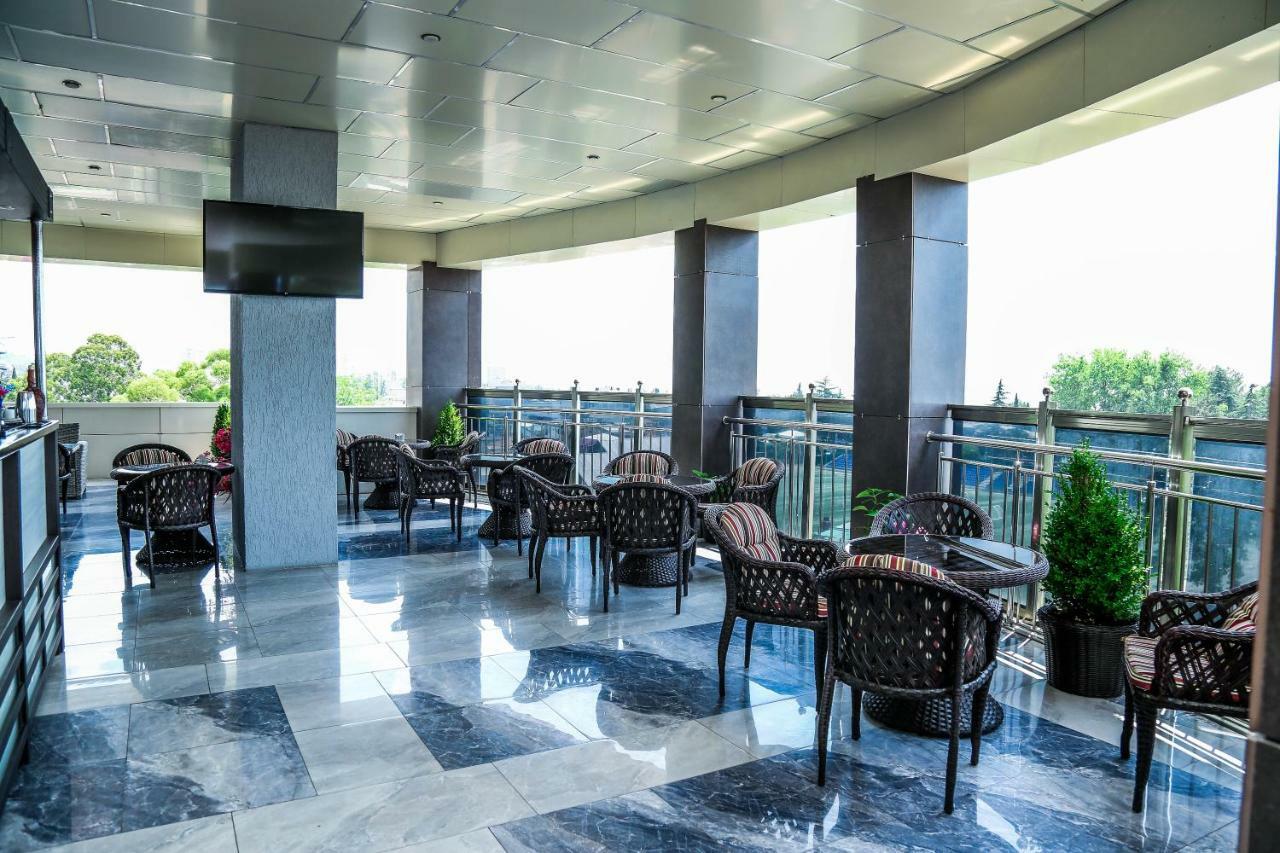 Grand Hotel Gagra Luaran gambar